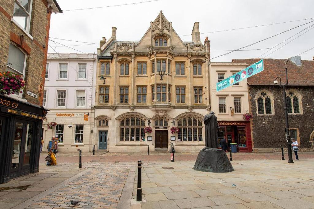 The Most Central Apartment In Canterbury Stunning Interiors, Fully Equipped, City Views And Free Wifi! Экстерьер фото